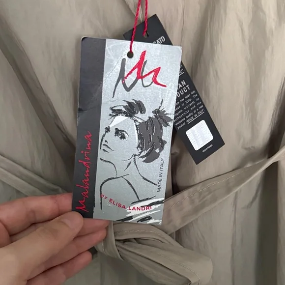 Italian Tan Trench Coat - Picture 3 of 8